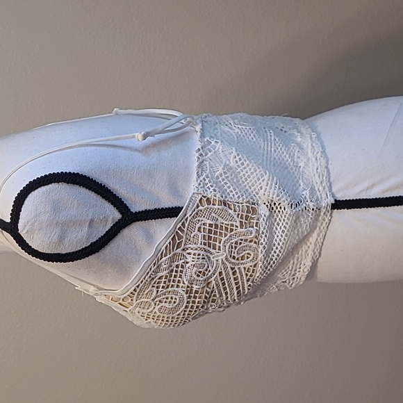 White Crop Bralette Top M Halter Blouse Summer - Picture 3 of 6